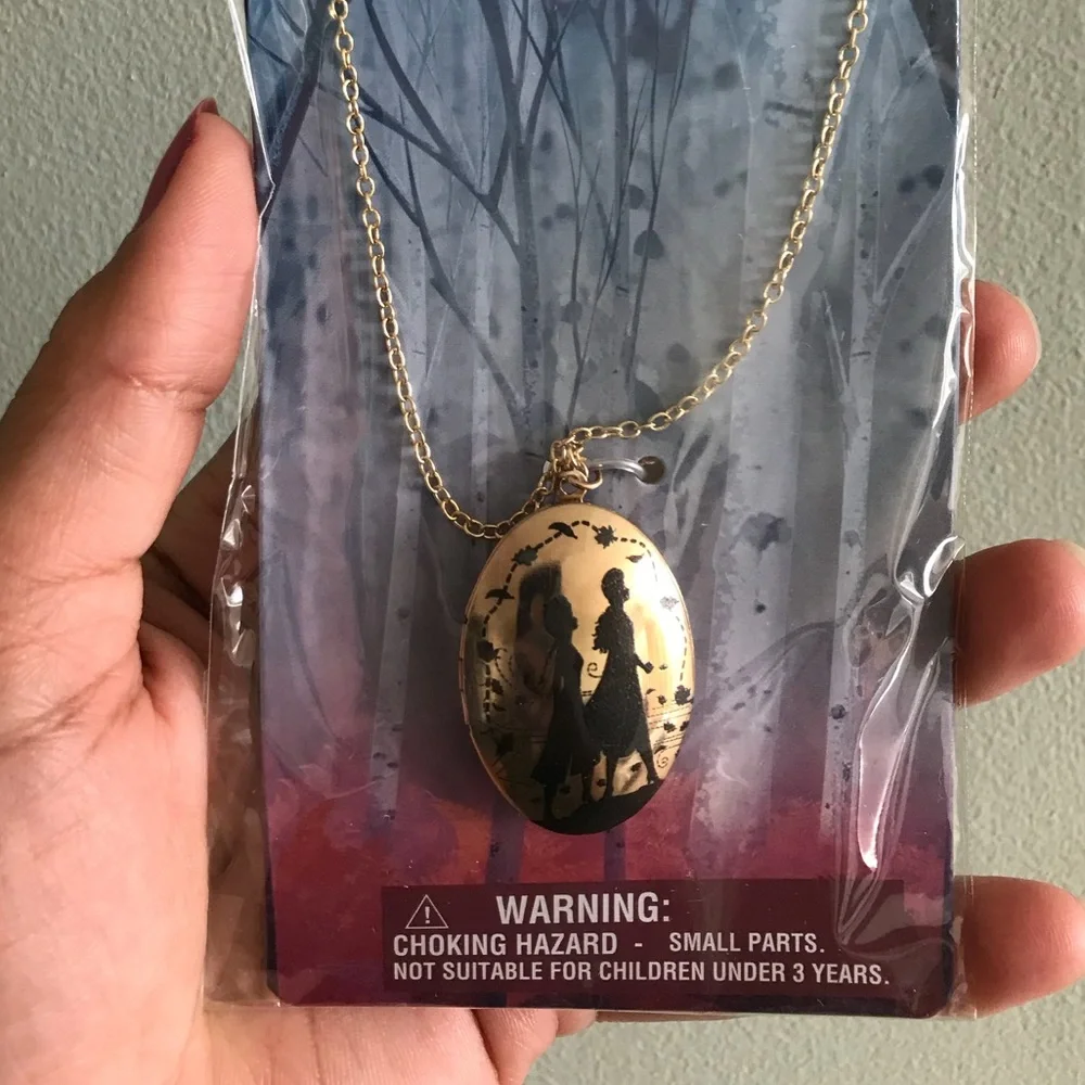 Disney frozen locket